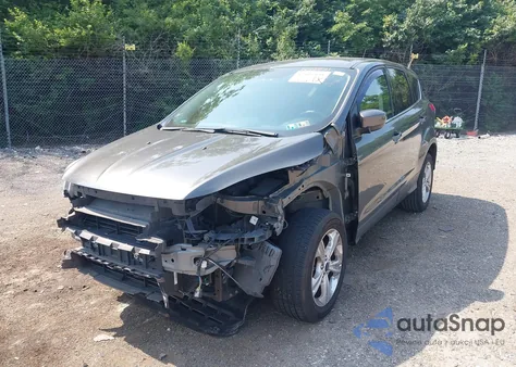 2016 Ford Escape Se z USA, uszkodzony, nr VIN 1FMCU9GX4GUA48821